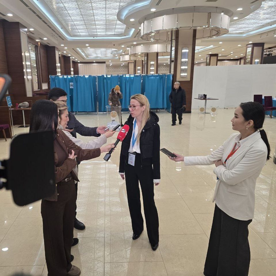 15 марта прошел республиканский референдум по вопросу принятия новой Конституции Республики Казахстан 15 марта прошел республиканский референдум по вопросу принятия новой Конституции Республики Казахстан