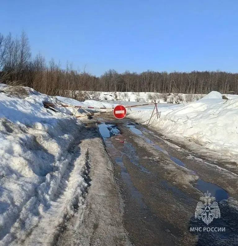 Ледовая переправа закрыта. С 20 марта прекращена работа ледовой переправы, соединяющей село Наваты в Нижегородской области и город Шумерля в Чувашской Республике