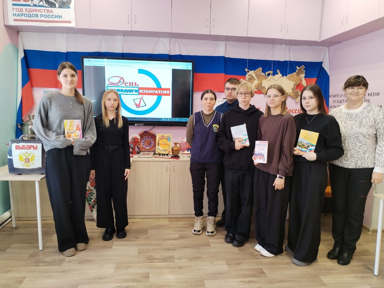 ДМИ шагает по Нижегородской области – как проходит День молодого избирателя в муниципалитетах? – делятся с нами уважаемые коллеги! ДМИ шагает по Нижегородской области – как проходит День молодого избирателя в муниципалитетах? – делятся с нами уважаемые коллеги!