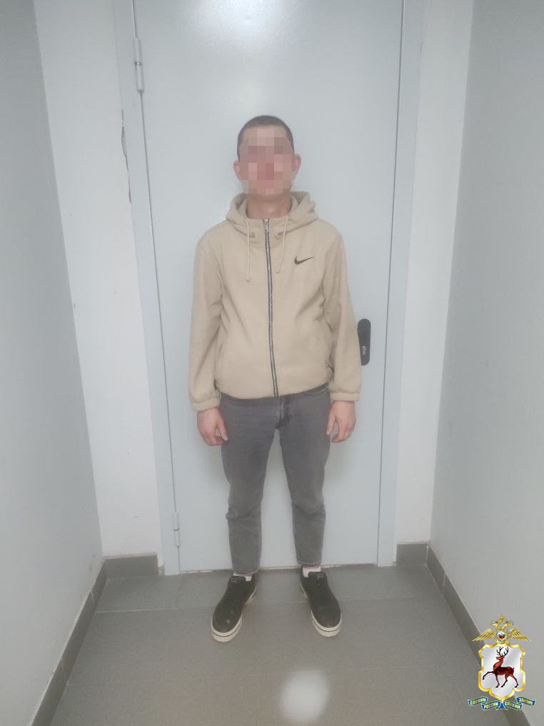 На Бору наркополицейские задержали сбытчиков сильнодействующих веществ На Бору наркополицейские задержали сбытчиков сильнодействующих веществ