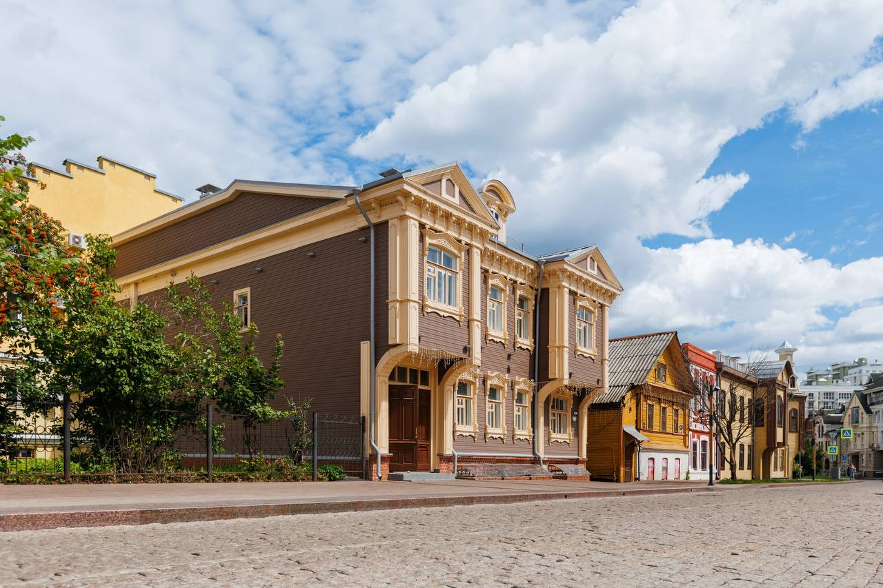 Глеб Никитин: Квартал церкви Трех Святителей в Нижнем Новгороде включен в реестр ОКН народов РФ! Бывший когда-то городской окраиной, квартал почти целиком дошел до наших дней, сохранив архитектурный облик и уникальную среду Глеб Никитин: Квартал церкви Трех Святителей в Нижнем Новгороде включен в реестр ОКН народов РФ! Бывший когда-то городской окраиной, квартал почти целиком дошел до наших дней, сохранив архитектурный облик и уникальную среду