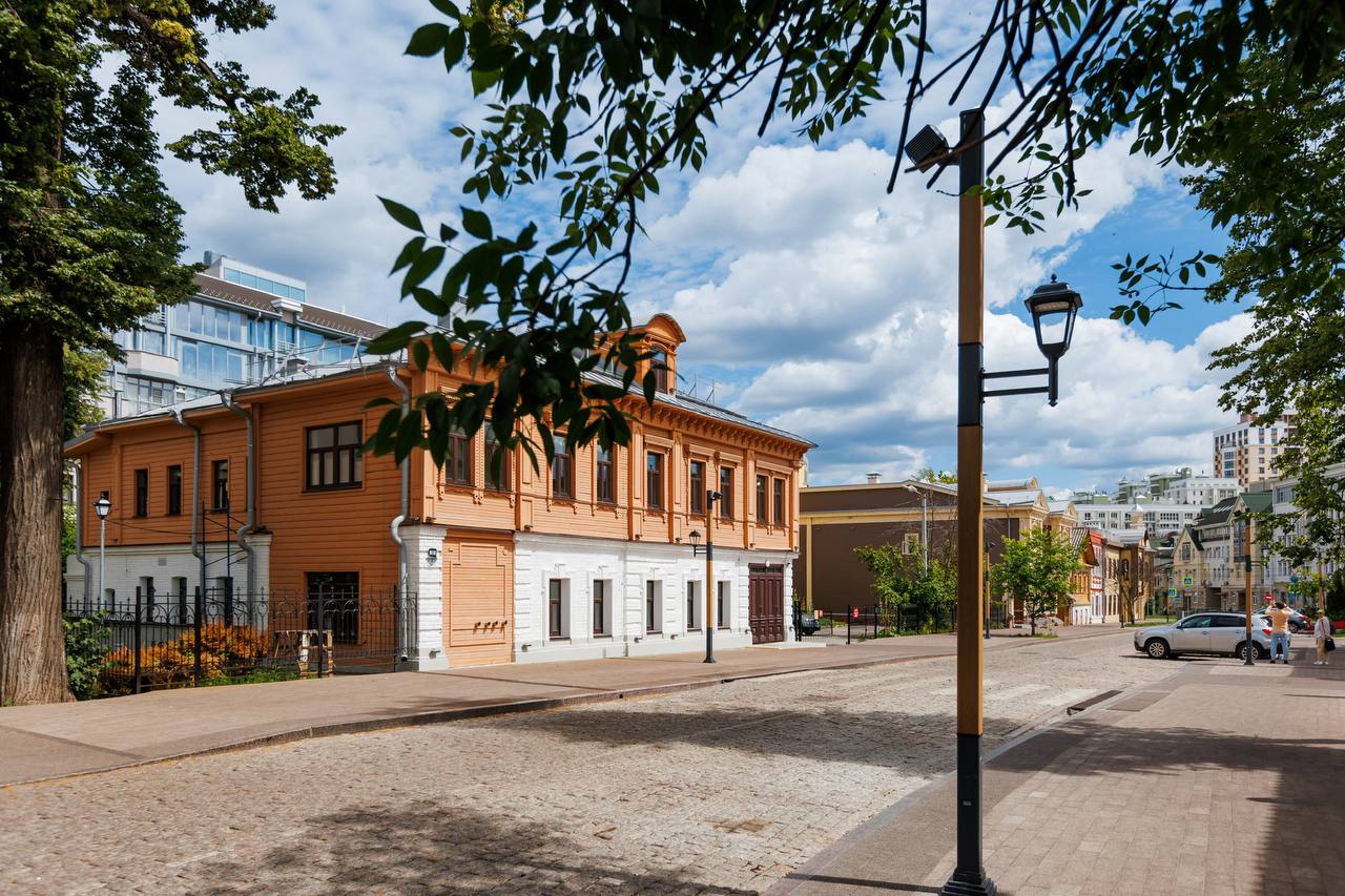 Глеб Никитин: Квартал церкви Трех Святителей в Нижнем Новгороде включен в реестр ОКН народов РФ! Бывший когда-то городской окраиной, квартал почти целиком дошел до наших дней, сохранив архитектурный облик и уникальную среду Глеб Никитин: Квартал церкви Трех Святителей в Нижнем Новгороде включен в реестр ОКН народов РФ! Бывший когда-то городской окраиной, квартал почти целиком дошел до наших дней, сохранив архитектурный облик и уникальную среду