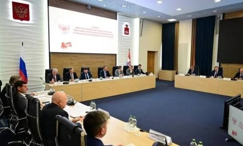 Заседание Совета при полпреде президента в ПФО с участием глав регионов проходит сегодня в Нижнем Новгороде