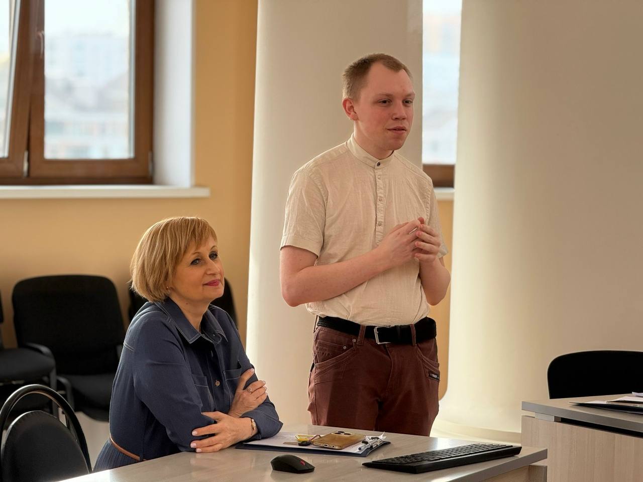 День открытых дверей: встречи с молодыми и будущими избирателями в стенах избирательной комиссии Нижегородской области продолжаются! День открытых дверей: встречи с молодыми и будущими избирателями в стенах избирательной комиссии Нижегородской области продолжаются!