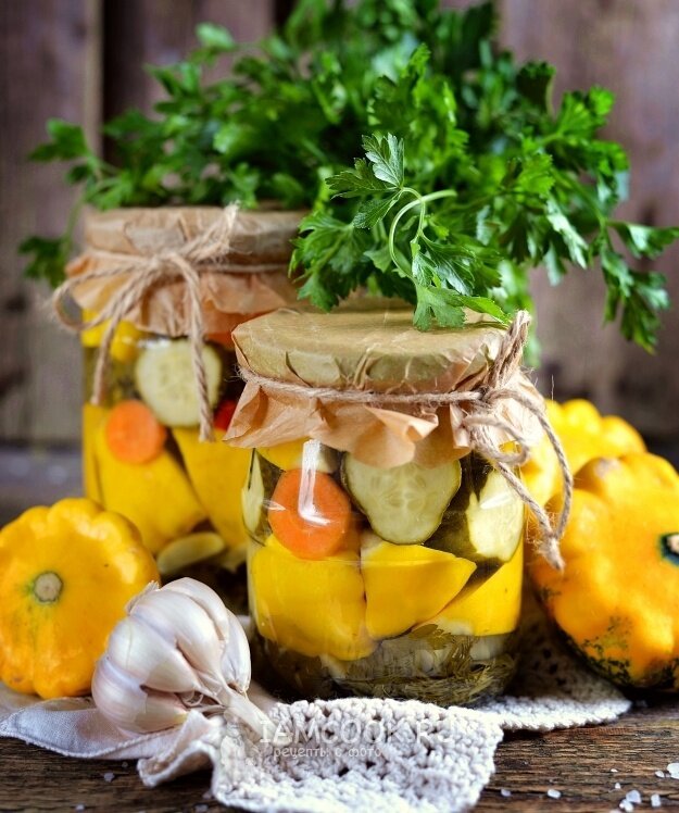 Необычные маринованные патиссоны с огурцами на зиму