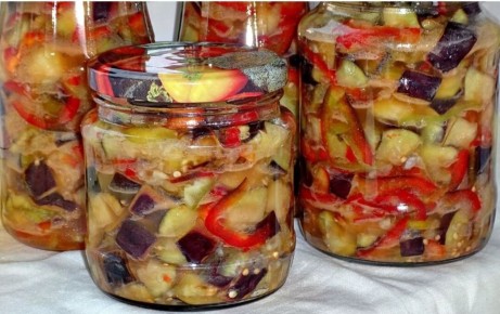 Острая закуска из овощей, которая украсит ваш зимний стол