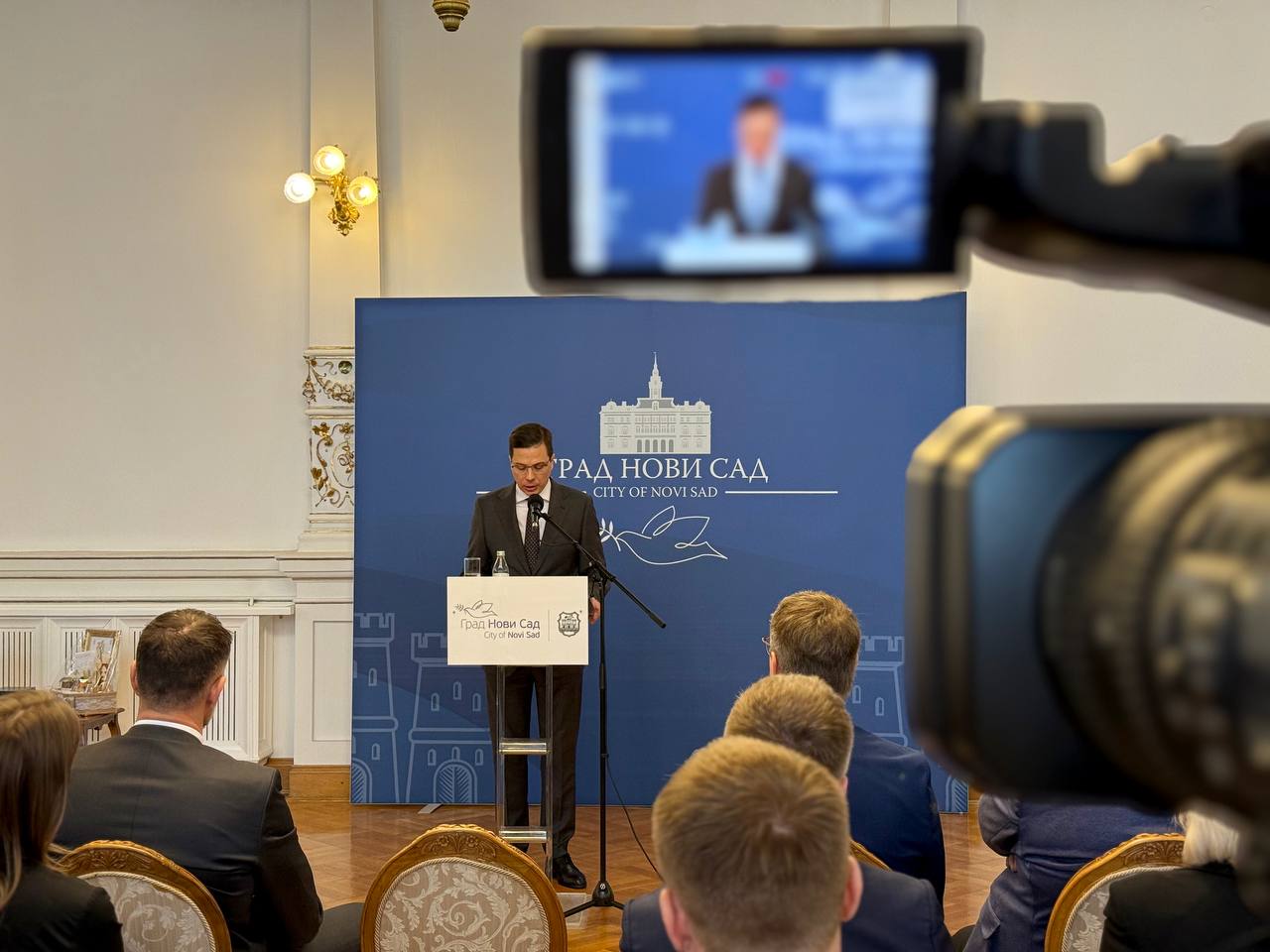 Юрий Шалабаев: Работаю в нашем городе-побратиме Нови Сад в Сербии Юрий Шалабаев: Работаю в нашем городе-побратиме Нови Сад в Сербии