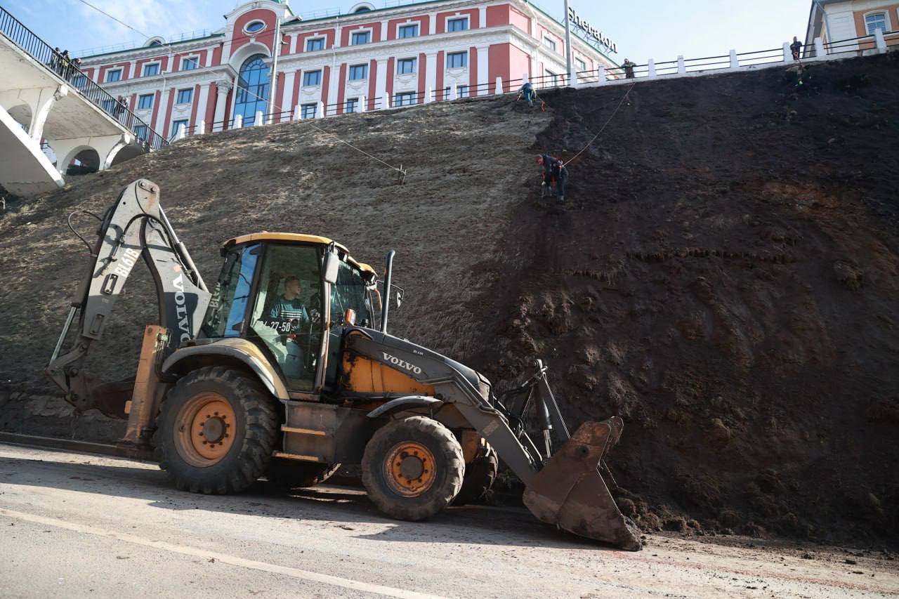 Завтра утром Зеленский съезд откроют для транспорта