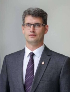 Прокуратура требует изъять у бывшего вице-мэра Сергея Егорова авто стоимостью 6,3 млн рублей