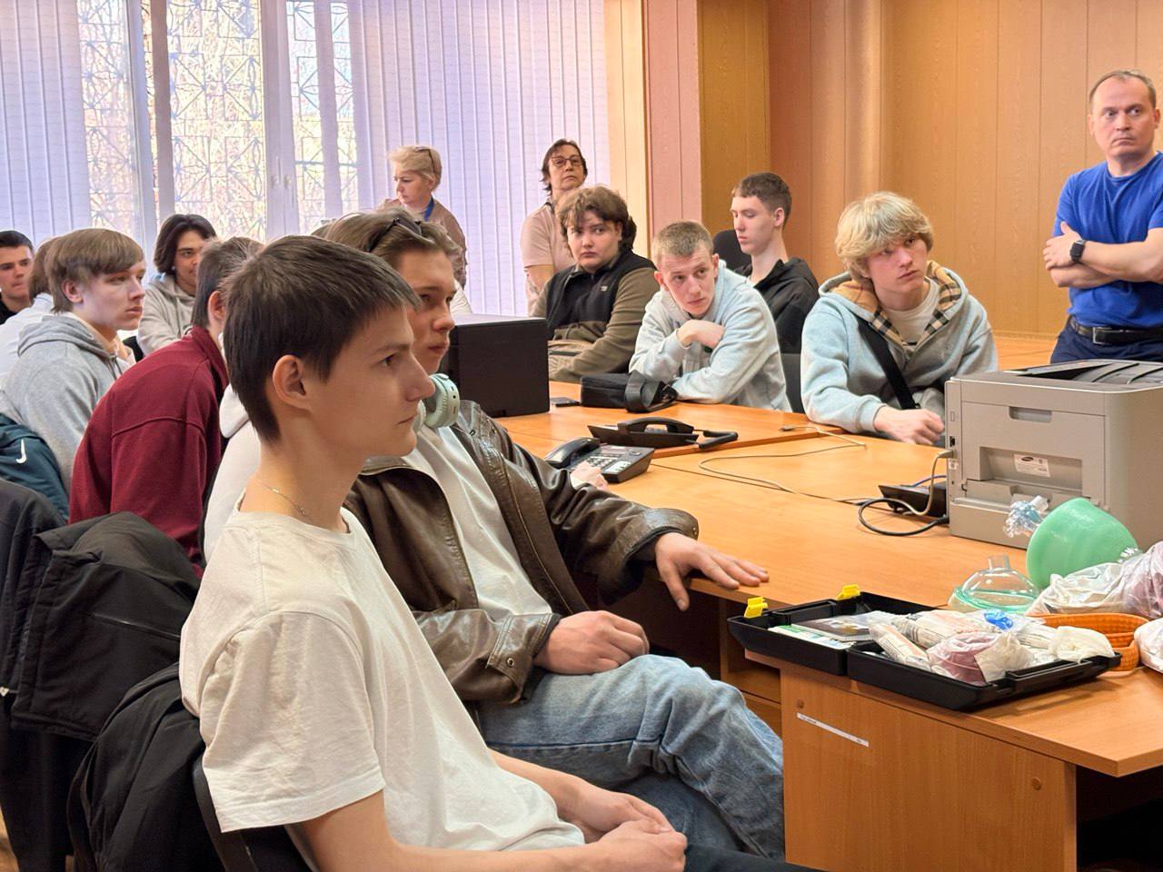 «Студенческий десант» в Управлении Госавтоинспекции! «Студенческий десант» в Управлении Госавтоинспекции!