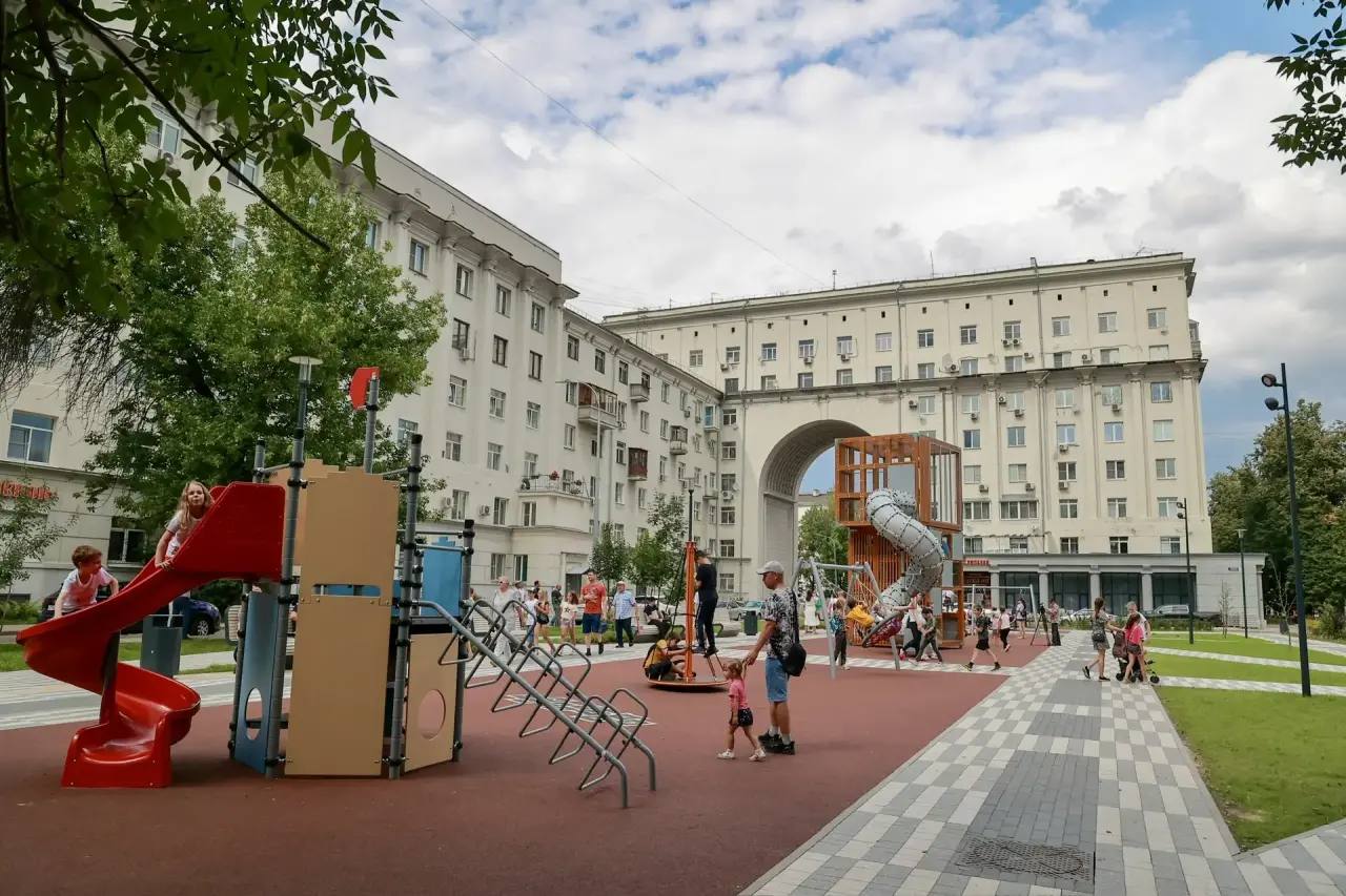 Юрий Шалабаев: Приступаем к благоустройству общественных пространств в «большом Нижнем», погода позволяет Юрий Шалабаев: Приступаем к благоустройству общественных пространств в «большом Нижнем», погода позволяет