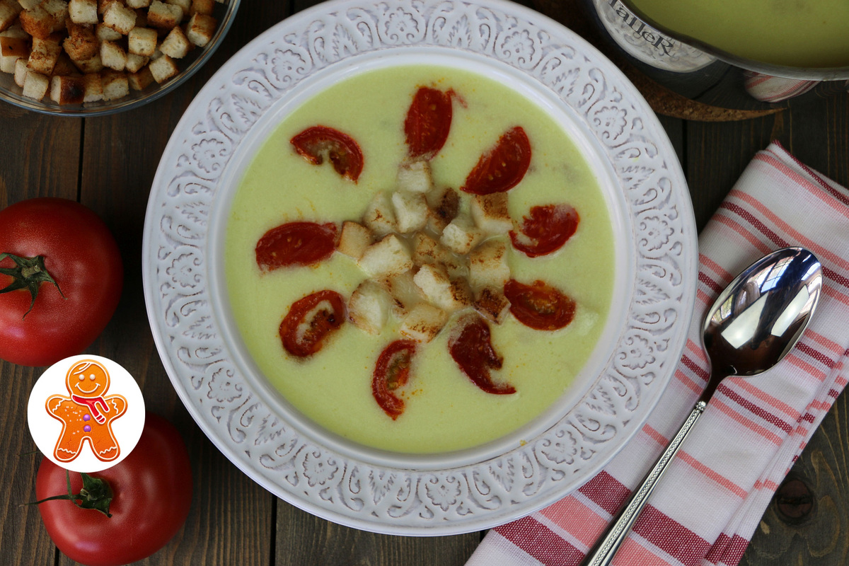 Суп-пюре из кабачков: простой и вкусный рецепт