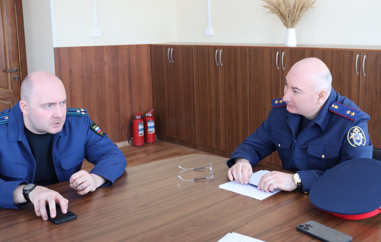 Руководитель следственного управления провел межведомственное совещание по вопросам расселения аварийного жилья Руководитель следственного управления провел межведомственное совещание по вопросам расселения аварийного жилья