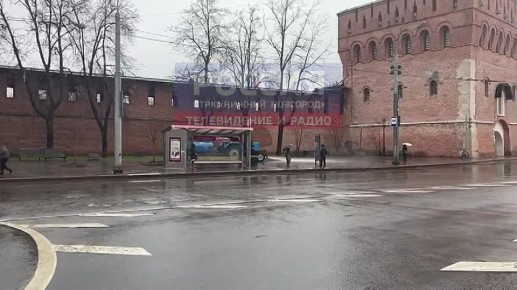 У синего трактора свои планы, несмотря на прогноз погоды