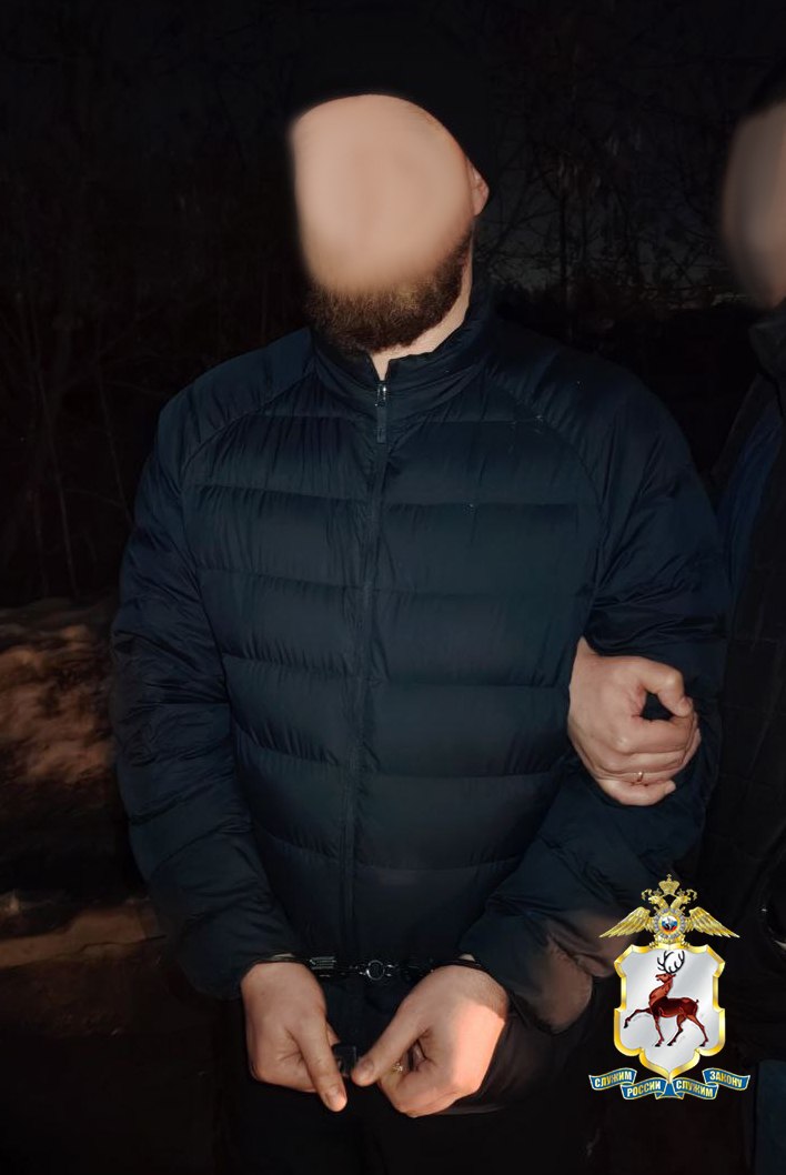 Особо крупную партию наркотических веществ изъяли полицейские у петербуржца в Нижнем Новгороде Особо крупную партию наркотических веществ изъяли полицейские у петербуржца в Нижнем Новгороде