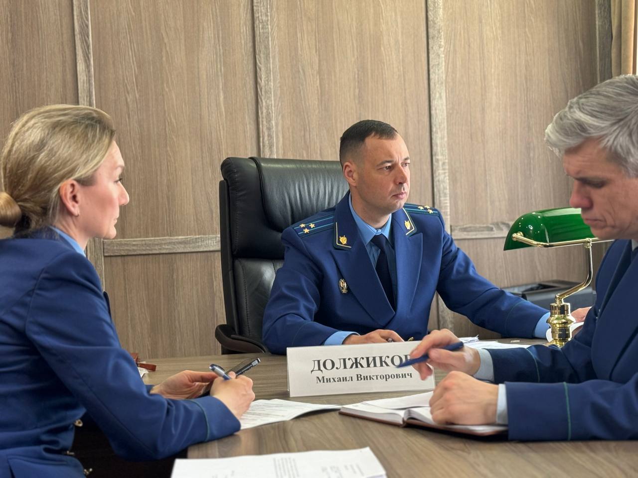 Сегодня исполняющий обязанности прокурора Нижегородской области Михаил Должиков провел прием жителей областного центра в городской прокуратуре