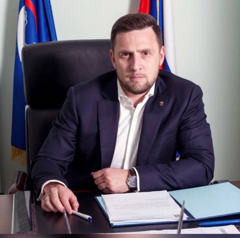 18 мая в Законодательном Собрании с 14:00 личный прием граждан проведет заместитель председателя Законодательного Собрания Алексей Антонов