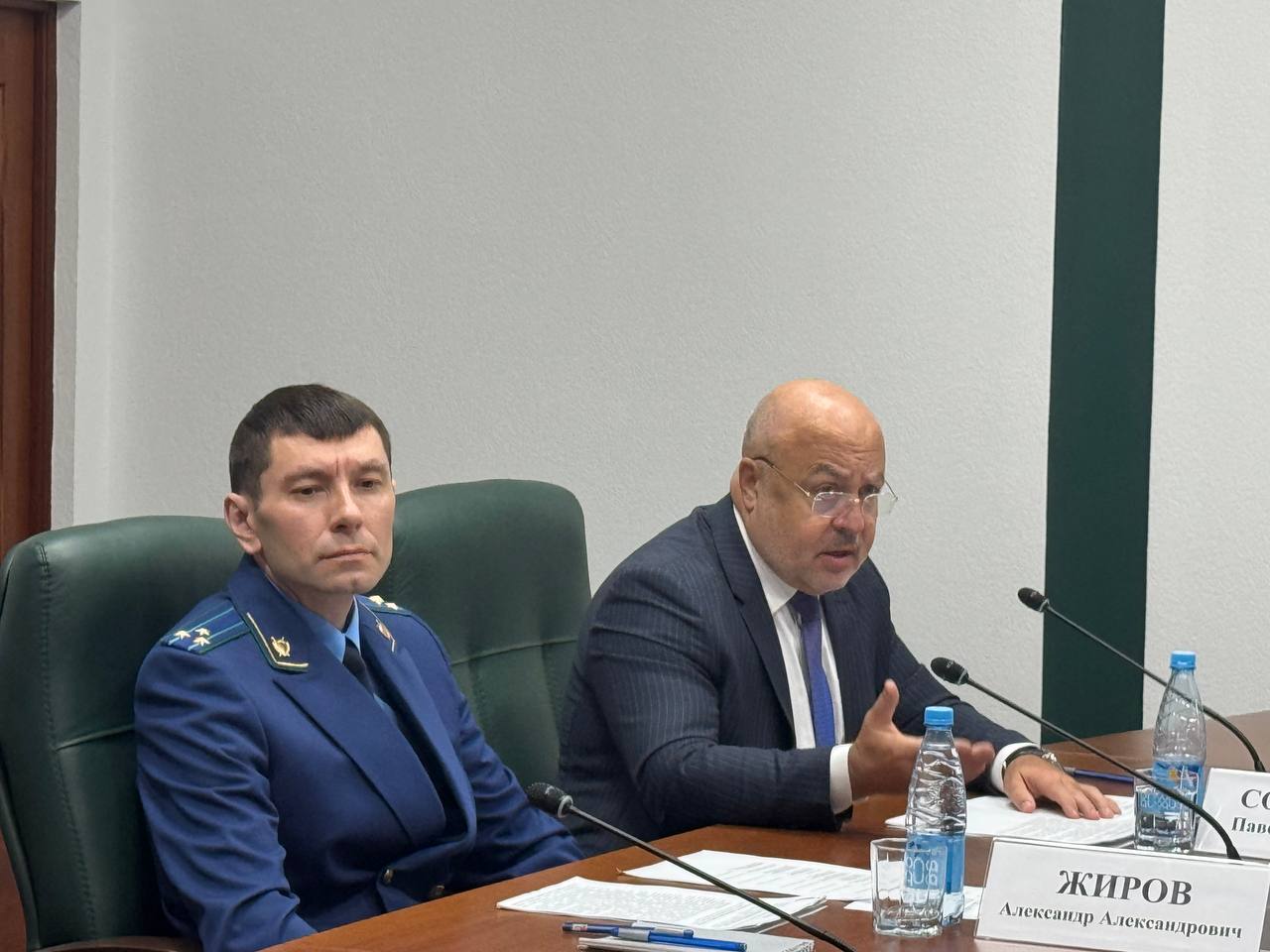 Сегодня исполняющий обязанности прокурора Нижегородской области Михаил Должиков посредством видео-конференц-связи провел прием предпринимателей Сегодня исполняющий обязанности прокурора Нижегородской области Михаил Должиков посредством видео-конференц-связи провел прием предпринимателей