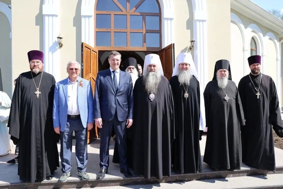 Сегодня, в день Иверской иконы Божией Матери и день памяти Георгия Победоносца, митрополит Георгий освятил в Нижнем храм во имя святой равноапостольной Нины, просветительницы Грузии Сегодня, в день Иверской иконы Божией Матери и день памяти Георгия Победоносца, митрополит Георгий освятил в Нижнем храм во имя святой равноапостольной Нины, просветительницы Грузии