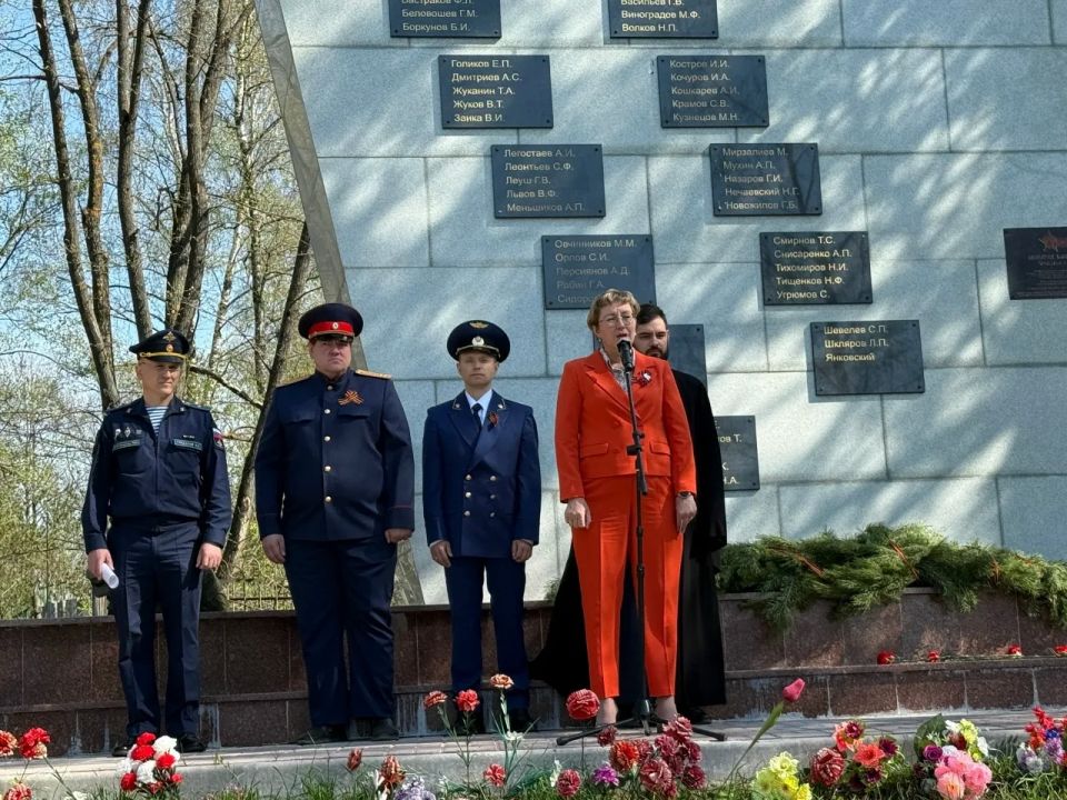 Памятные мероприятия, посвящённые 81-й годовщине Великой Победы, прошли в Сормовском районе Памятные мероприятия, посвящённые 81-й годовщине Великой Победы, прошли в Сормовском районе