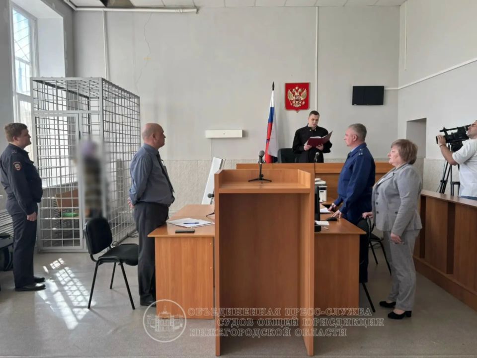Мать из Дивеева посадили на пять лет за издевательства над детьми