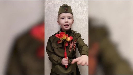 В честь празднования 81-й годовщины Победы в Великой Отечественной войне стихотворение «9 мая» Н.Карповой читает дочь заместителя руководителя следственного отдела по Советскому району г.Н.Новгорода Н.Тороповой - Юлия...