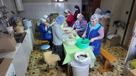 "Мы их вспоминаем и молимся за них": прихожане Знаменского собора в Ардатове готовят сухие каши на СВО