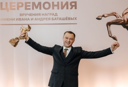 Знакомьтесь, Дмитрий Фёдоров — электрослесарь выксунского завода Объединённой металлургической компании (ОМК), а теперь ещё и лауреат премии им. Баташёвых!