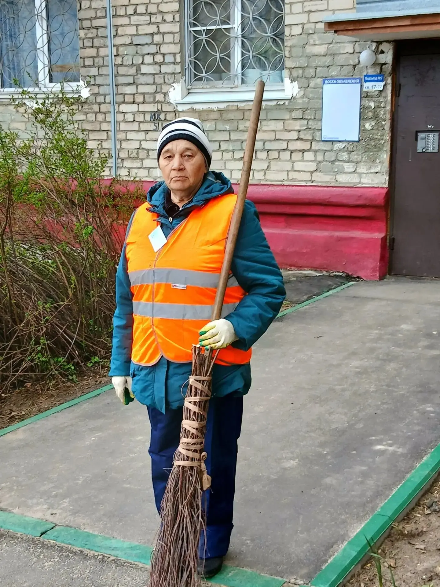 Лучшим дворником Нижнего Новгорода по итогам весенней уборки стала Полина Шелудяева из Ленинского района, сообщил мэр Юрий Шалабаев
