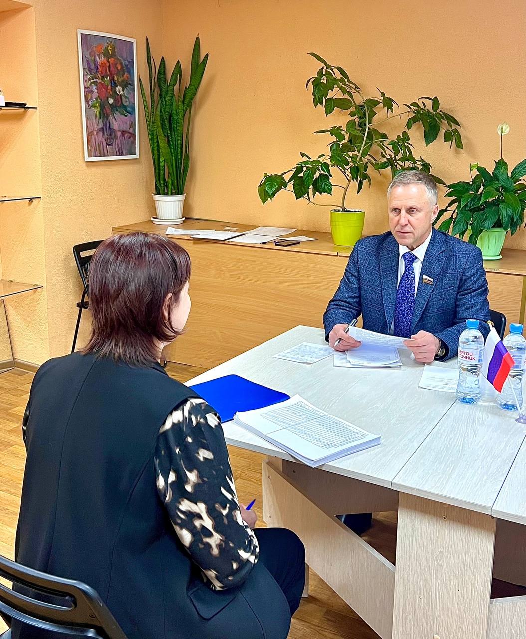 На этой неделе в центре внимания депутатов ЗСНО были приёмы граждан, развитие производства, историческая память и защита трудовых прав На этой неделе в центре внимания депутатов ЗСНО были приёмы граждан, развитие производства, историческая память и защита трудовых прав