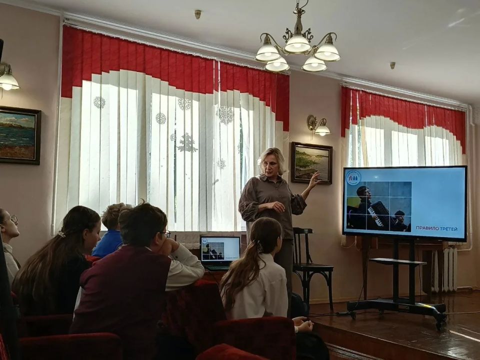 Нижегородцы проводят мастер-классы для минчан Нижегородцы проводят мастер-классы для минчан