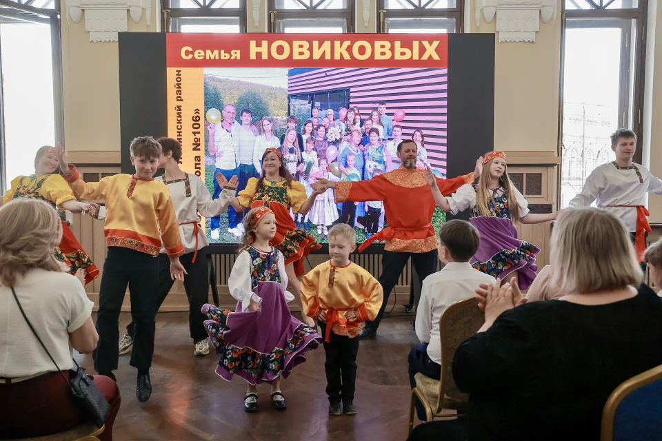 Юрий Шалабаев: Накануне подвели итоги городского фестиваля «Семья года-2026», участие в котором приняли 83 семьи Юрий Шалабаев: Накануне подвели итоги городского фестиваля «Семья года-2026», участие в котором приняли 83 семьи