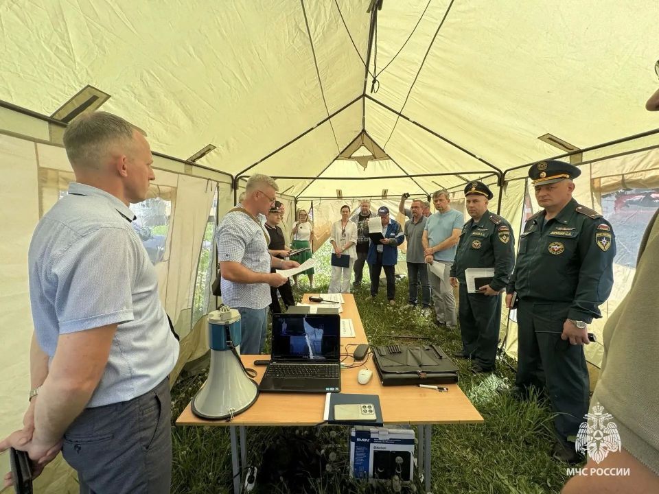 В Выксе прошли масштабные учения по гражданской обороне В Выксе прошли масштабные учения по гражданской обороне