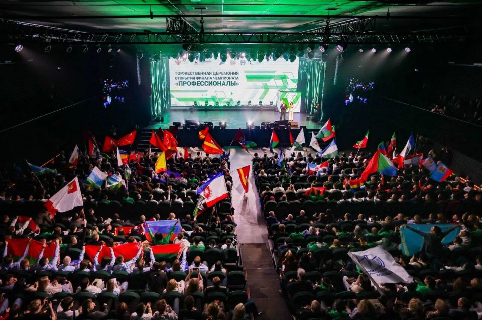В Нижнем Новгороде стартовал финал чемпионата по профессиональному мастерству «Профессионалы» В Нижнем Новгороде стартовал финал чемпионата по профессиональному мастерству «Профессионалы»