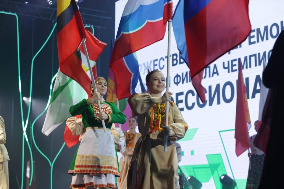 В Нижнем Новгороде стартовал финал чемпионата по профессиональному мастерству «Профессионалы» В Нижнем Новгороде стартовал финал чемпионата по профессиональному мастерству «Профессионалы»