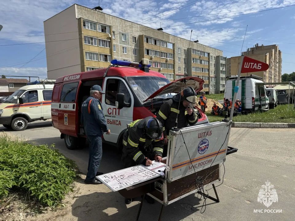 В Выксе прошли масштабные учения по гражданской обороне В Выксе прошли масштабные учения по гражданской обороне