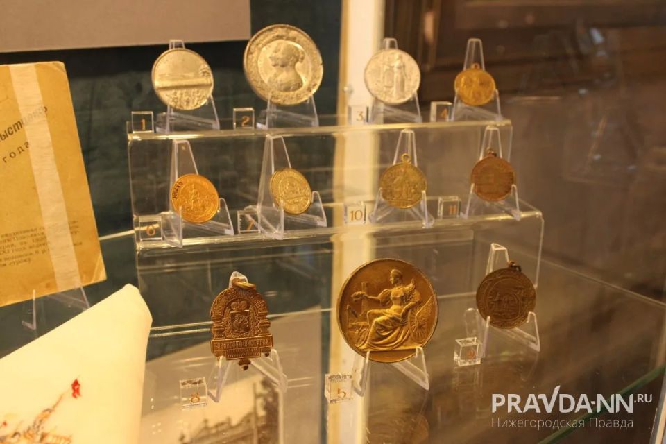 В Усадьбе Рукавишниковых открылась выставка, которая переносит в 1896 год! В Усадьбе Рукавишниковых открылась выставка, которая переносит в 1896 год!