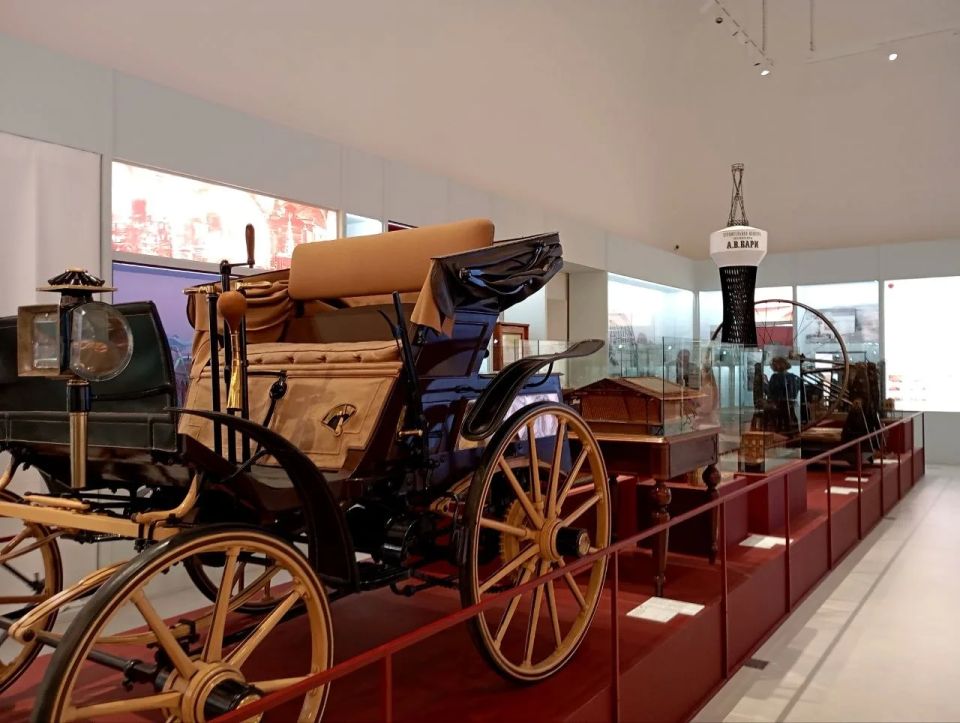 Мультиформатная выставка «Великая Всероссийская», приуроченная к 130-летию XVI Всероссийской промышленной и художественной выставки, открылась в Нижнем Новгороде 28 мая Мультиформатная выставка «Великая Всероссийская», приуроченная к 130-летию XVI Всероссийской промышленной и художественной выставки, открылась в Нижнем Новгороде 28 мая