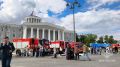 Пожарные поздравили Дзержинск с днём рождения!