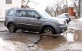 Бастрыкин взял на контроль дело о разбитой дороге к деревням на Бору