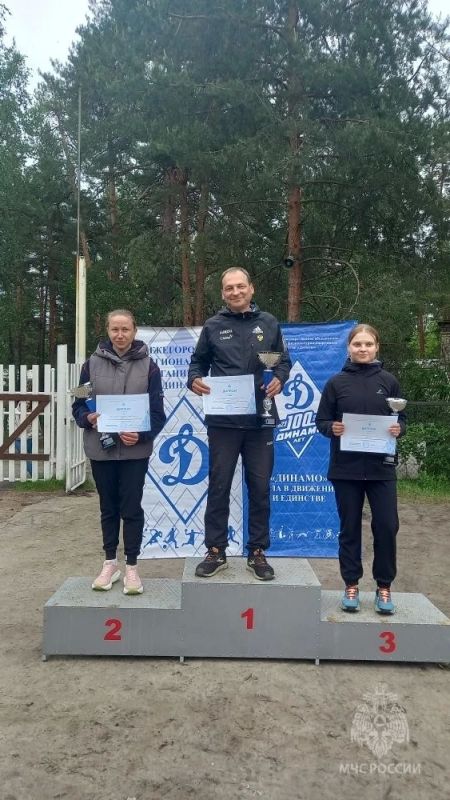 На крыльях ветра!. Золото первенства Нижегородской области среди спортивных коллективов "Динамо" по легкоатлетическому кроссу завоевала сборная регионального МЧС России На крыльях ветра!. Золото первенства Нижегородской области среди спортивных коллективов "Динамо" по легкоатлетическому кроссу завоевала сборная регионального МЧС России