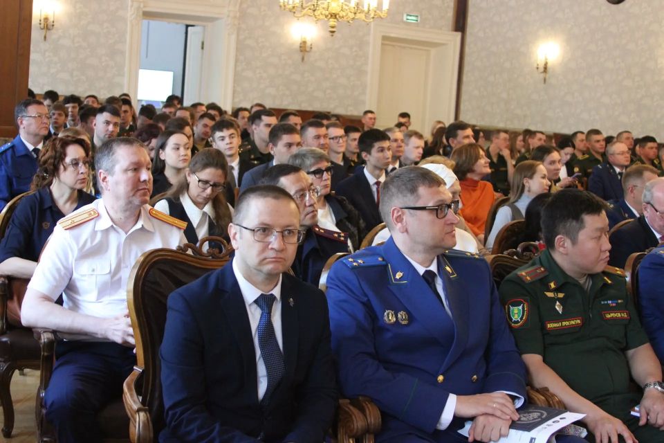 Руководитель следственного отдела по Нижегородскому району Валерий Кошкин принял участие во Всероссийской научно-практической конференции Руководитель следственного отдела по Нижегородскому району Валерий Кошкин принял участие во Всероссийской научно-практической конференции