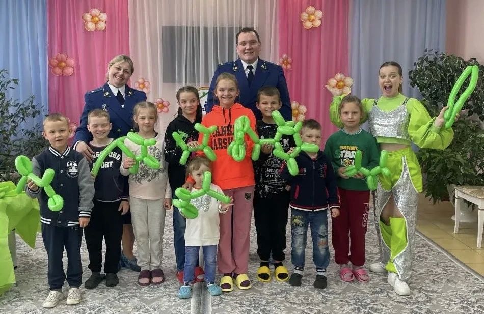 В День защиты детей работники органов прокураты Нижегородской области провели традиционные встречи с воспитанниками подшефных учреждений В День защиты детей работники органов прокураты Нижегородской области провели традиционные встречи с воспитанниками подшефных учреждений