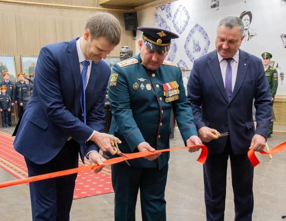В Нижнем Новгороде открылась бесплатная выставка «Сквозь время — доблесть не молчит»