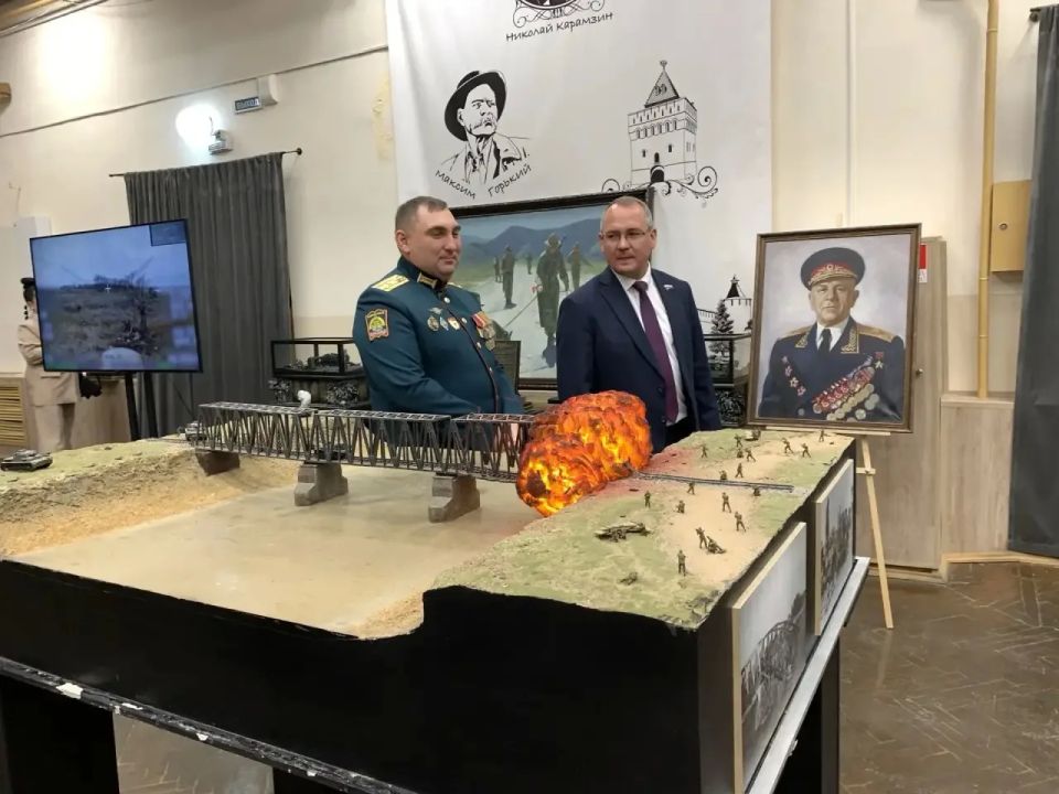 «Сквозь время — доблесть не молчит» «Сквозь время — доблесть не молчит»