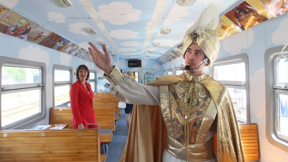 Ретроэлектричка времен СССР начала курсировать в Нижегородской области Ретроэлектричка времен СССР начала курсировать в Нижегородской области