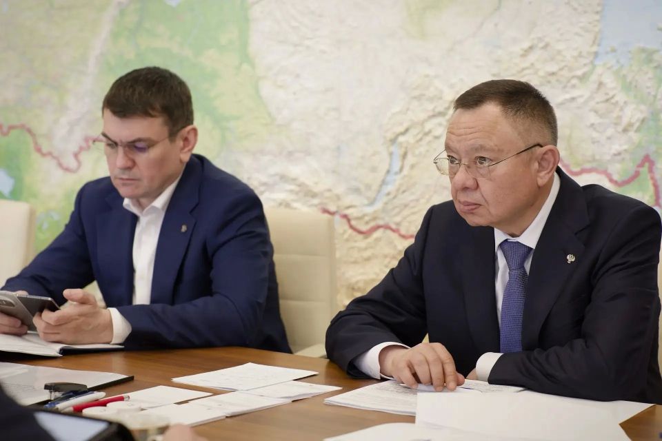 Глава Минстроя России Ирек Файзуллин провел рабочую встречу с губернатором Нижегородской области Глебом Никитиным Глава Минстроя России Ирек Файзуллин провел рабочую встречу с губернатором Нижегородской области Глебом Никитиным