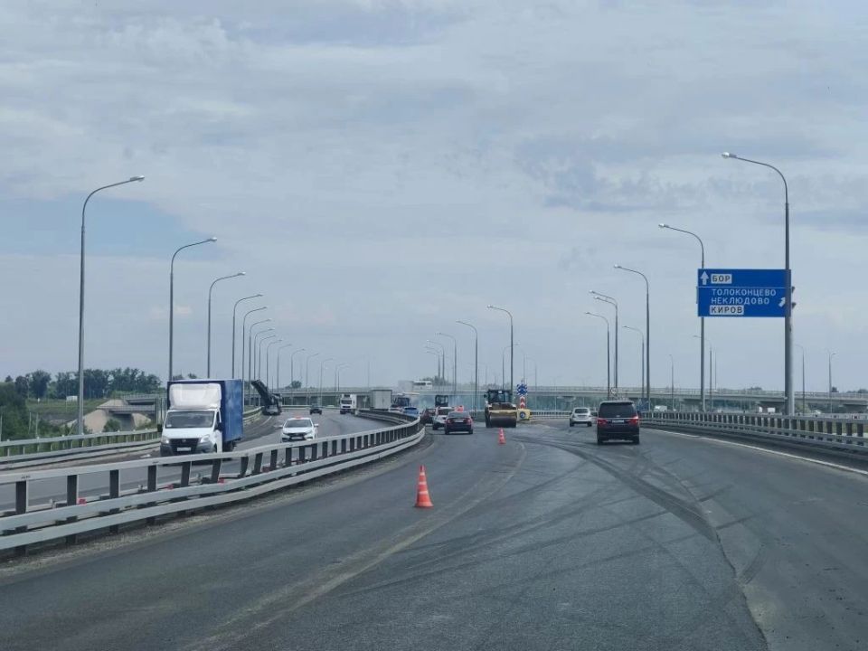 На первом участке подъезда к Борскому мосту завершили устранение колейности