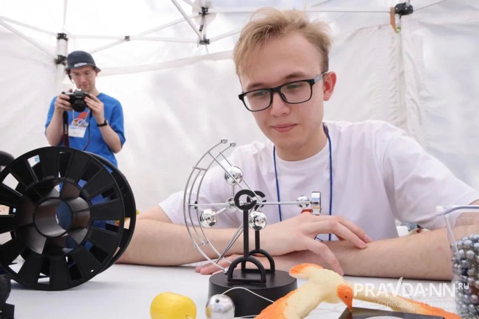 Фестиваль "Учись в Нижнем" прошёл в парке 1 Мая Фестиваль "Учись в Нижнем" прошёл в парке 1 Мая
