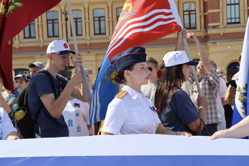 Сотрудники регионального следственного управления приняли участие в мероприятии, приуроченном ко Дню России Сотрудники регионального следственного управления приняли участие в мероприятии, приуроченном ко Дню России